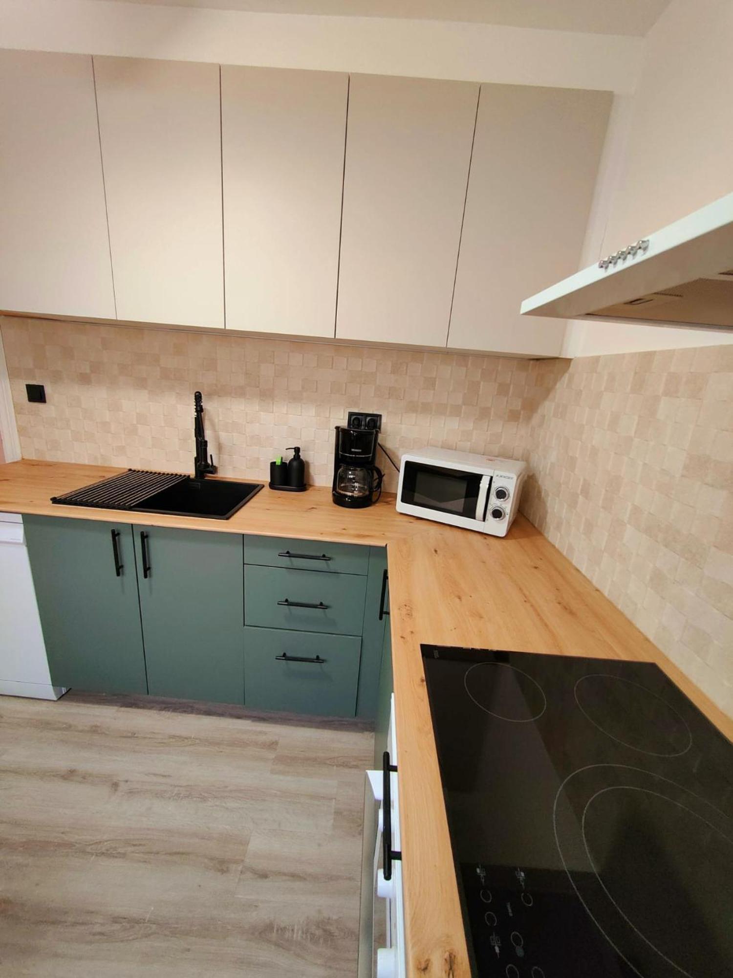 Almeria Sol Y Sur Apartmento - Netflix Y Parking Gratuito Eksteriør billede